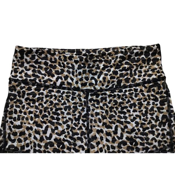 Outdoor Voices women super form 3.5" short leopart print shorts size S - Picture 3 of 9